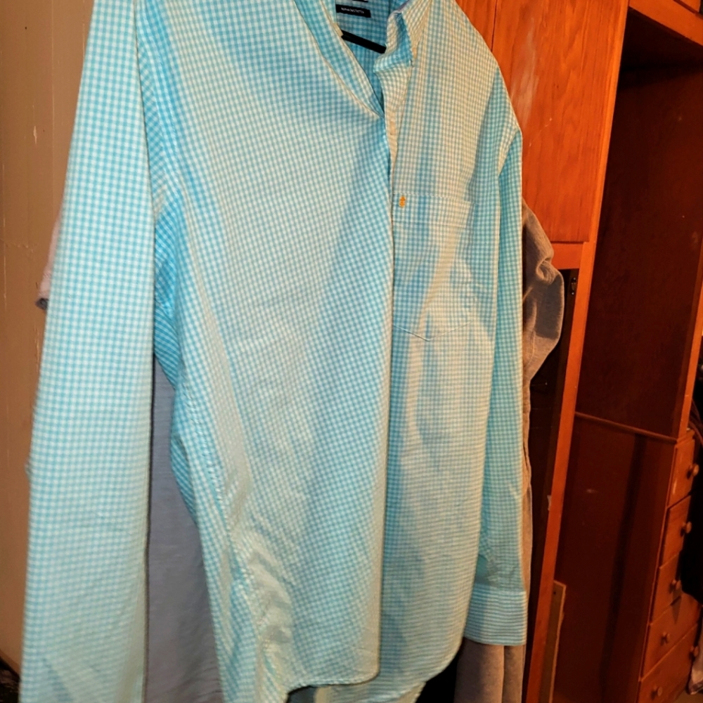 Long sleeved Izod button-up